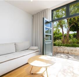Luxury 7 Bedroom Villa with Heated Pool, Gym, Sauna, Jacuzzi and Sea Views in Dubrovnik, Sleeps 12-14